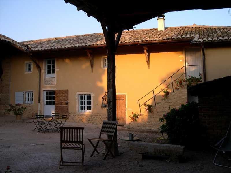 Bed & Breakfast - Maison De Marie 호텔 Messimy-sur-Saone 외부 사진